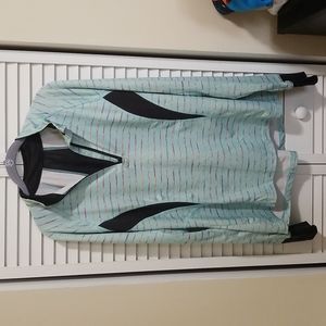 Long sleeve workout shirt